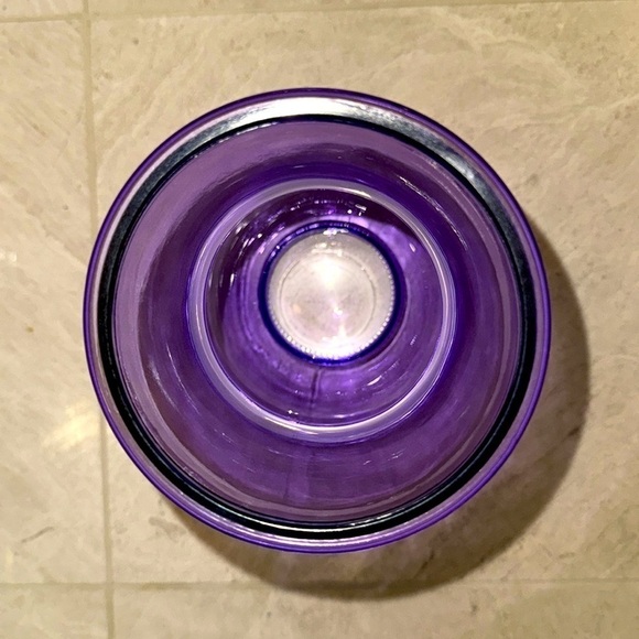 Beautiful glass hand blown purple vase. 9”by 4”. - Picture 2 of 4